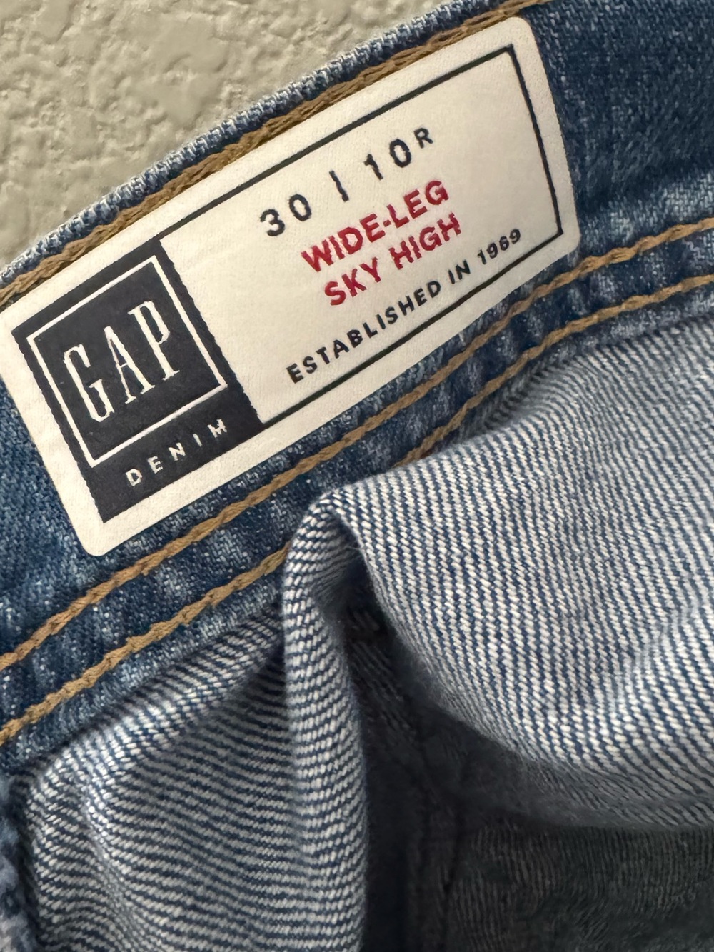 GAP Sky High Wide Leg Jeans 30/ 10 R Denim Blue Crop Classic Minimalist - Picture 12 of 12